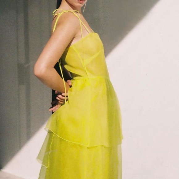 Kamperett Organza Laurence midi chartreuse, worn once for a wedding. - Picture 2 of 4